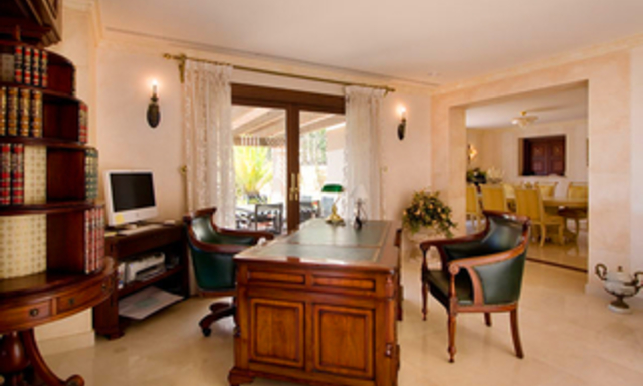 Villa de luxe nouvellement construite à vendre à l' Est de Marbella 6