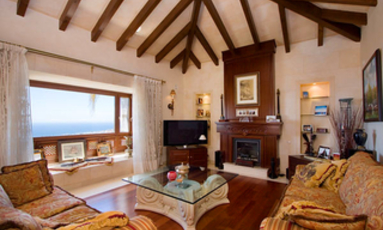 Villa de luxe nouvellement construite à vendre à l' Est de Marbella 3