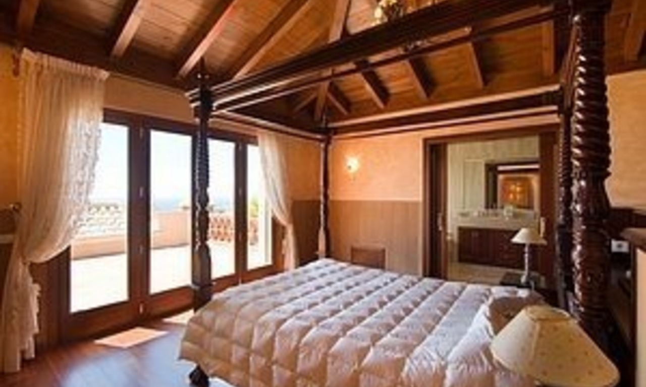 Villa de luxe nouvellement construite à vendre à l' Est de Marbella 7