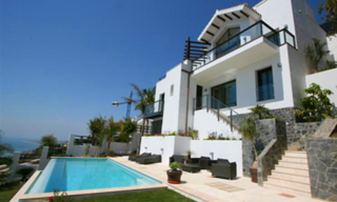 Nouvelle villa de luxe de style moderne à vendre, Benalmadena, Costa del Sol 