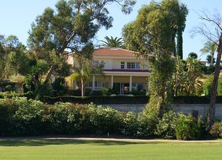 Villa en première ligne de golf à vendre dans Nueva Andalucía à Marbella