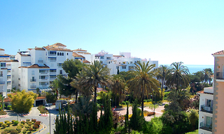Appartement de plage à vendre, 2ème ligne de plage, Puerto Banús - Marbella 1