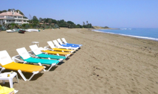 Propriété reprise par la banque, penthouse de plage à vendre, entre Marbella et Estepona sur la Costa del Sol 18