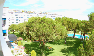 Double appartement à vendre à Playas del Duque - première ligne de plage Puerto Banús - Marbella 0