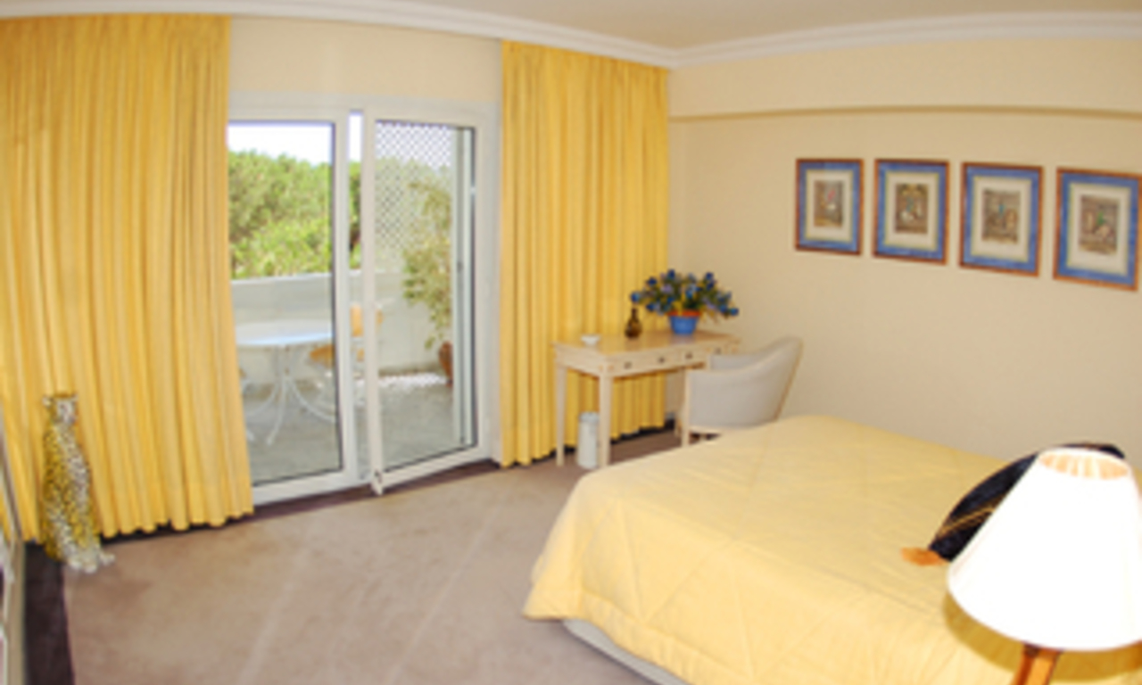 Double appartement à vendre à Playas del Duque - première ligne de plage Puerto Banús - Marbella 12