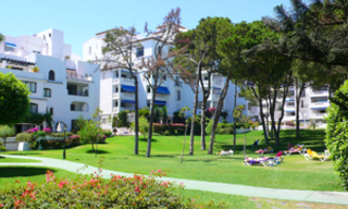 Double appartement à vendre à Playas del Duque - première ligne de plage Puerto Banús - Marbella 16