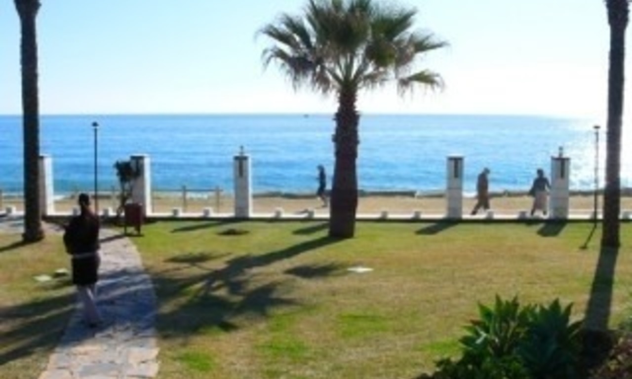 Appartement à acheter en première ligne de plage, Mille d' Or, Puerto Banús - Marbella 10