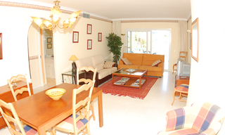 Appartement de luxe près de la plage à vendre à Playas del Duque, Puerto Banús, Marbella 5
