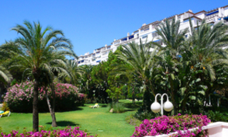 Appartement de luxe près de la plage à vendre à Playas del Duque, Puerto Banús, Marbella 12