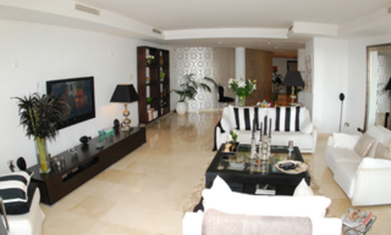 Appartement de plage luxueux à vendre à Puerto Banús - Marbella 12
