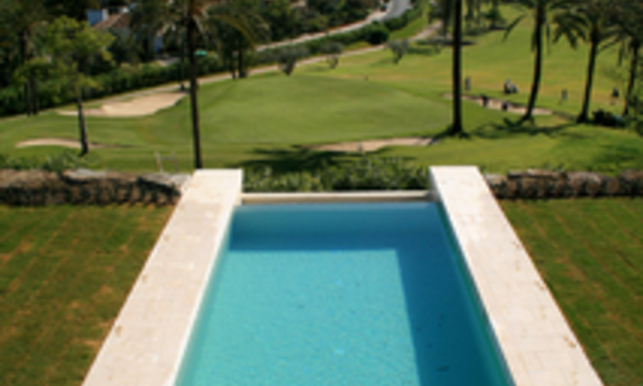 Villa de style contemporaine en première ligne de golf à vendre dans Nueva Andalucía - Marbella 22