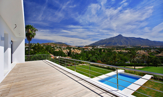 Villa de style contemporaine en première ligne de golf à vendre dans Nueva Andalucía - Marbella 23
