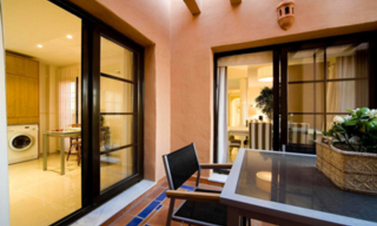 Nouveau appartement penthouse de plage à vendre sur la nouvelle Mille d' Or, entre Marbella et Estepona 4