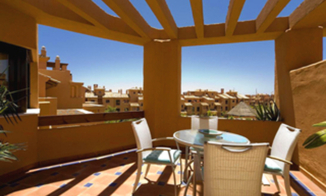 Nouveau appartement penthouse de plage à vendre sur la nouvelle Mille d' Or, entre Marbella et Estepona 5
