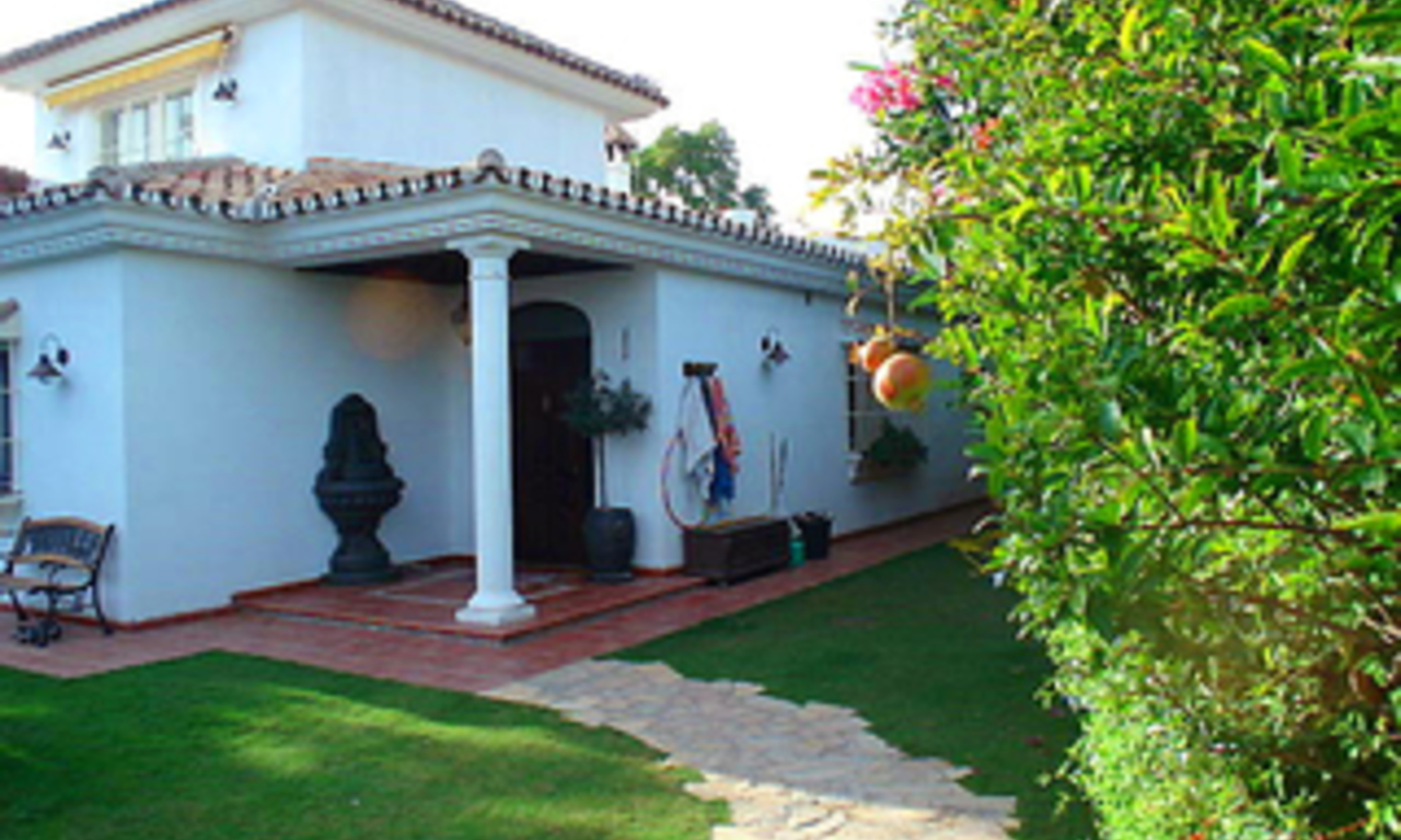 Villa à vendre, près de la plage, Marbella Est 1