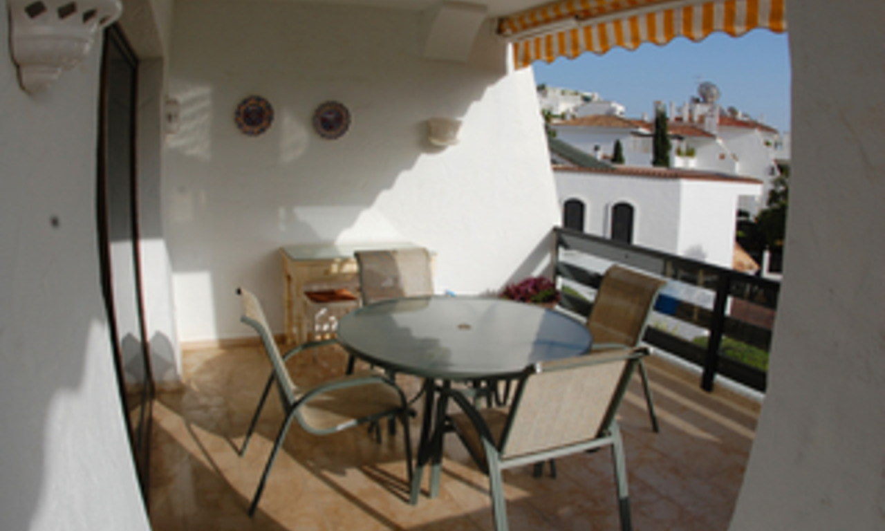 Appartement près de la plage à acheter sur la Mille d' Or entre Marbella centre et Puerto Banús 4
