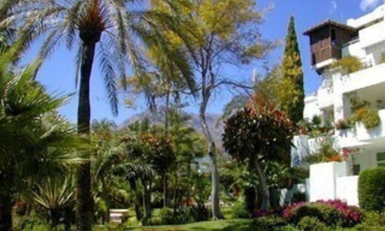 Appartement à vendre dans un complexe de plage sur la Mille d' Or à peu de distance à pied de Marbella centre 1