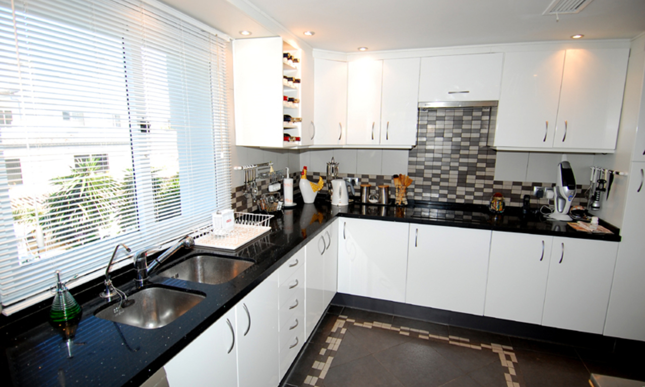 Penthouse spacieux à vendre, nouvelle Mille d' Or, entre Marbella et Estepona 14