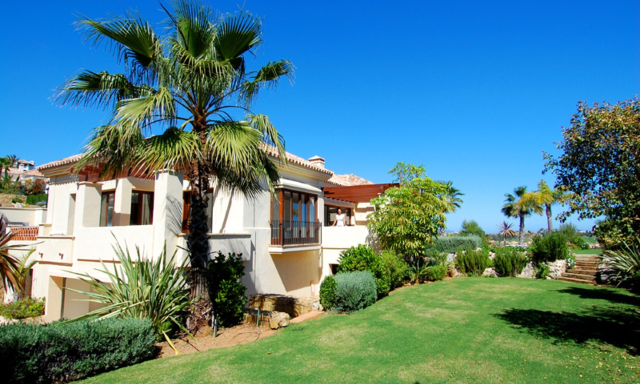 Nouvelle villa dans un complexe fermé dans la zone de Marbella - Benahavis 3
