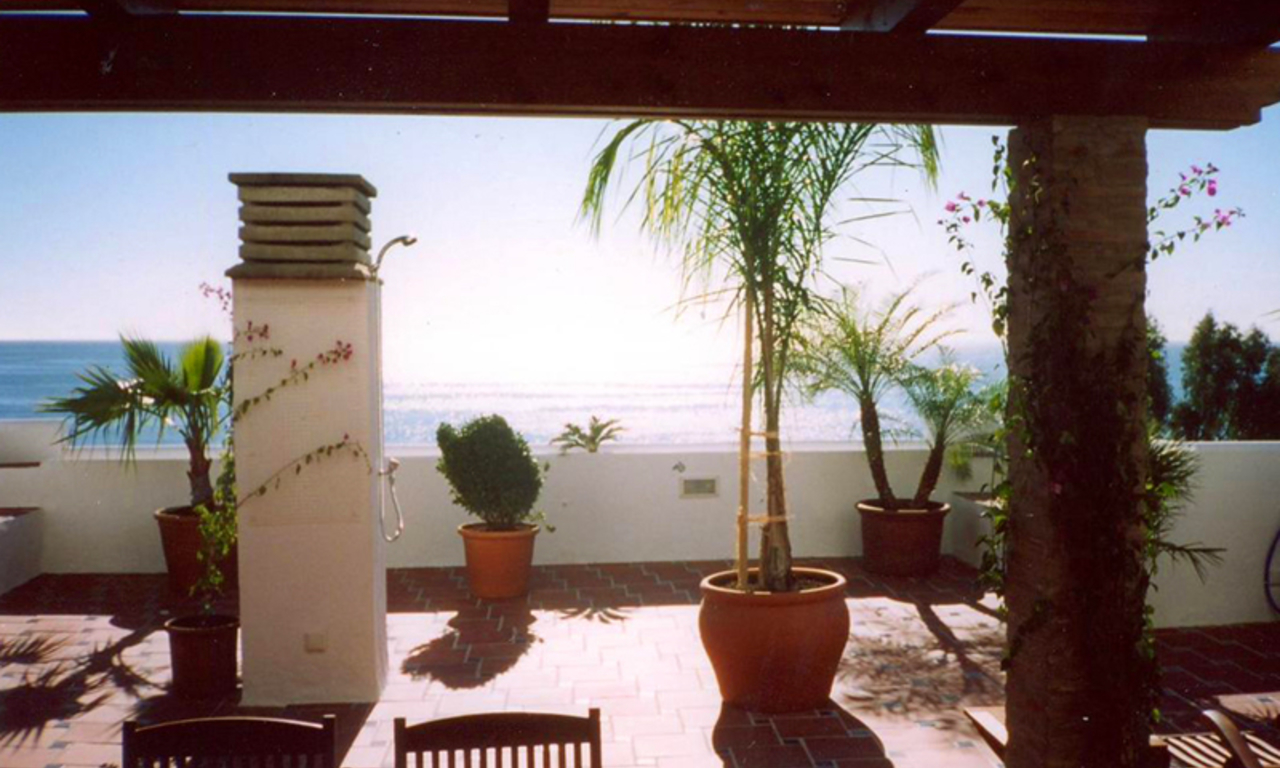 Appartement penthouse de plage à vendre à Estepona 4
