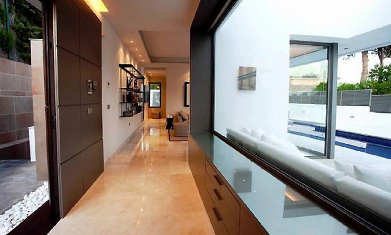 Nouvelle villa contemporaine à vendre sur la Mille d' Or à Marbella 3
