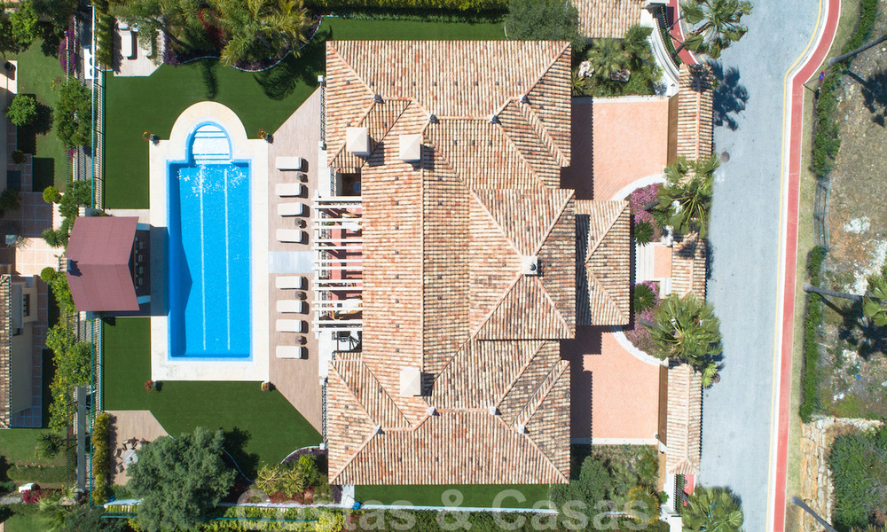 Villa de luxe de style classique avec vue sur la mer à vendre à Sierra Blanca, Marbella 22211