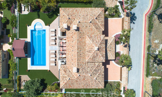 Villa de luxe de style classique avec vue sur la mer à vendre à Sierra Blanca, Marbella 22211 