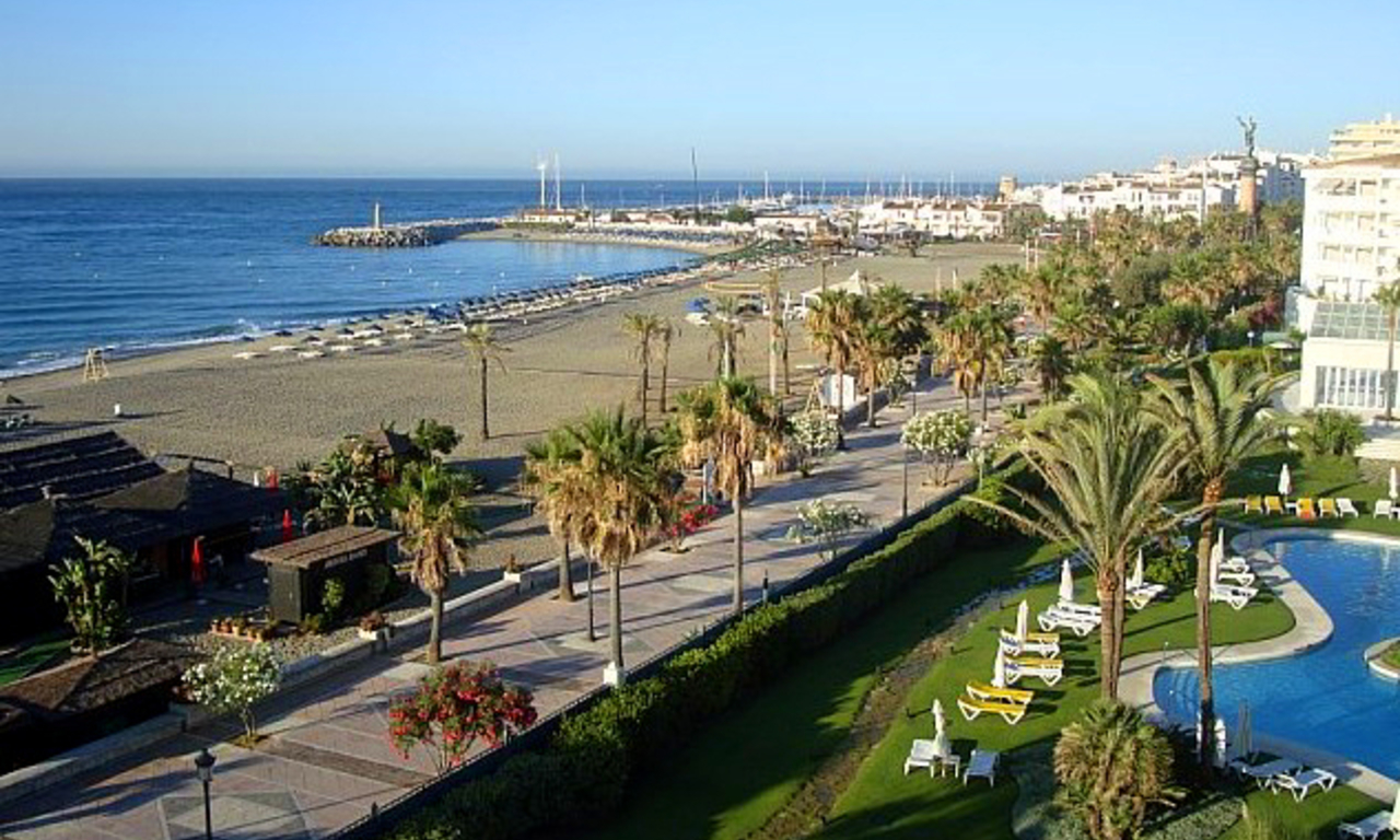 Penthouse de luxe en première ligne de plage à vendre dans Puerto Banús - Marbella 1