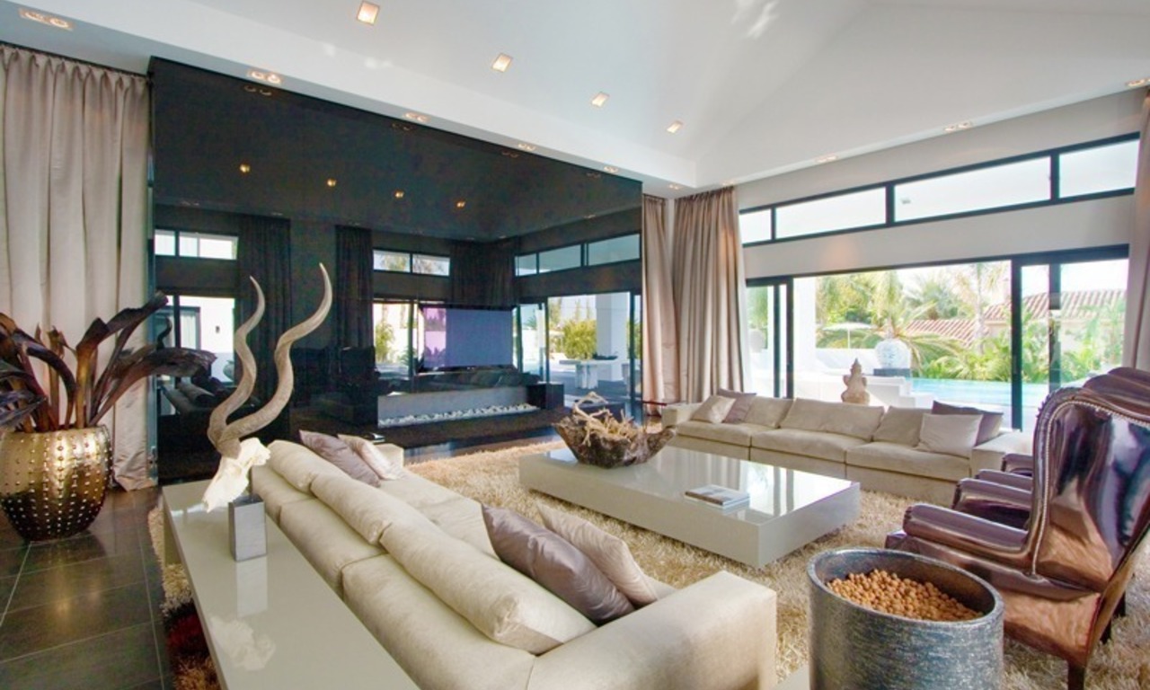 Nouvelle villa contemporaine de luxe à vendre dans une urbanisation exclusive de plage à Los Monteros Playa dans Marbella Est 11