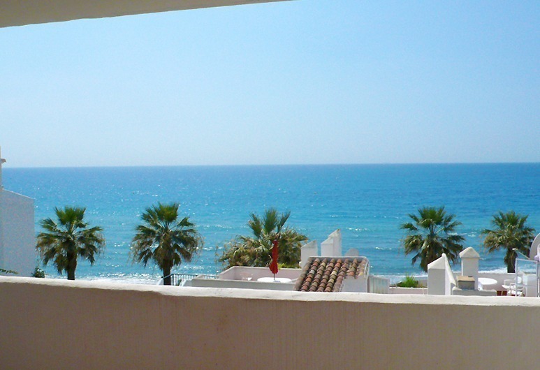 Appartement en première ligne de plage à vendre à Mijas Costa sur la Costa del Sol, Espagne