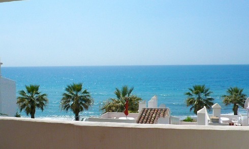 Appartement en première ligne de plage à vendre à Mijas Costa sur la Costa del Sol, Espagne 