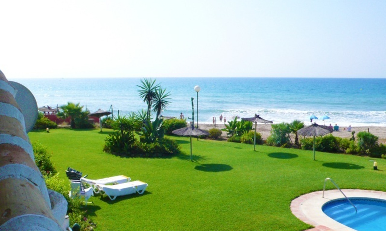 Appartement à vendre en première ligne de plage à Mijas Costa sur la Costa del Sol, Espagne 1