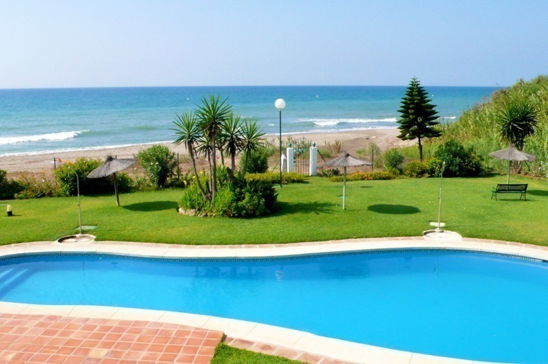 Appartement à vendre en première ligne de plage à Mijas Costa sur la Costa del Sol, Espagne