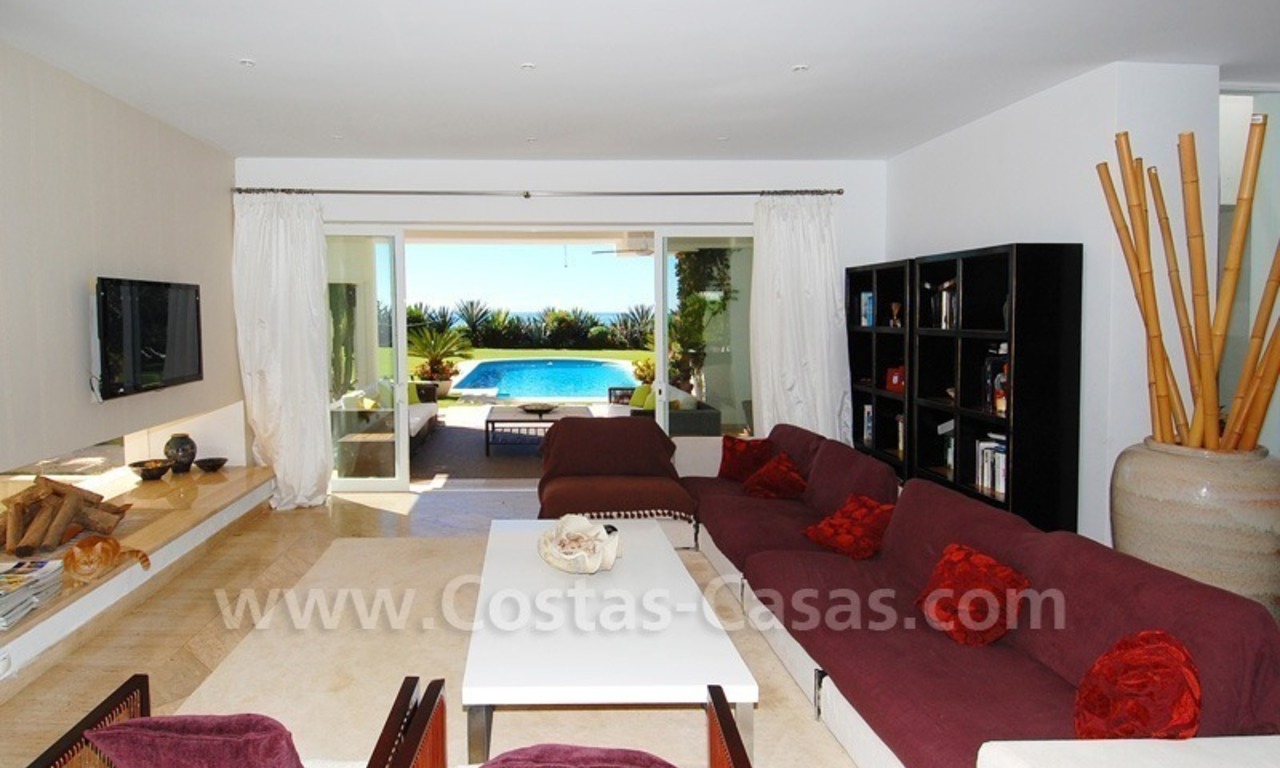 Villa exclusive en première ligne de plage, Marbella - Estepona 14