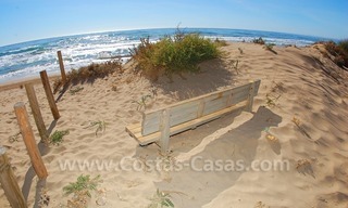 Propriété en première ligne de plage, villa exclusive à vendre, Los Monteros - Bahía de Marbella - Marbella 15