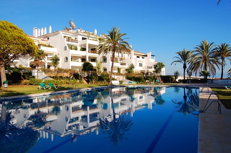 Appartements de plage à vendre sur la Mille d' Or à Marbella