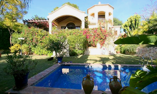 Villa à vendre en El Rosario à l' Est de Marbella, Costa del Sol 0
