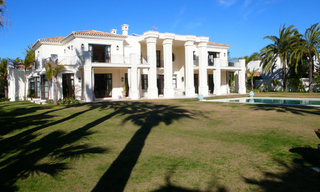 Villa de plage, propriété de style palais à vendre près de la plage, Marbella 3