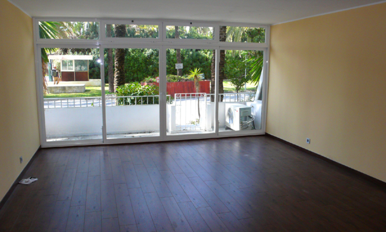 Appartement en première ligne de plage à vendre, Mille d' Or, Marbella - Puerto Banús 14