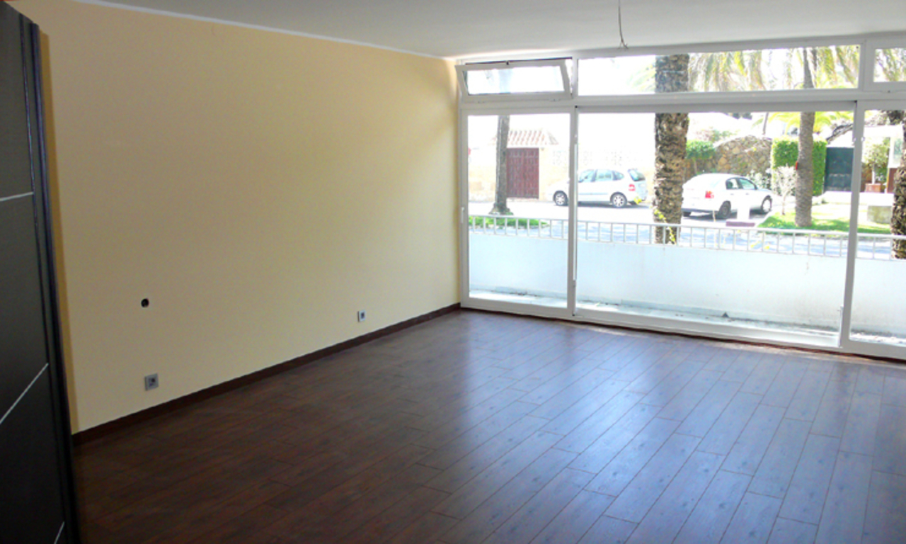 Appartement en première ligne de plage à vendre, Mille d' Or, Marbella - Puerto Banús 15