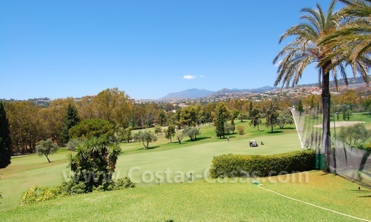 Opportunité! Maisons jumelées à vendre en première ligne de golf à Nueva Andalucía, Marbella 3
