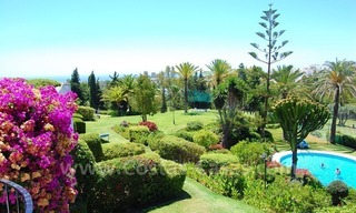 Opportunité! Maisons jumelées à vendre en première ligne de golf à Nueva Andalucía, Marbella 1