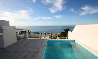 Estepona nouvelle Mille d' Or à vendre: penthouse en première ligne de plage 0