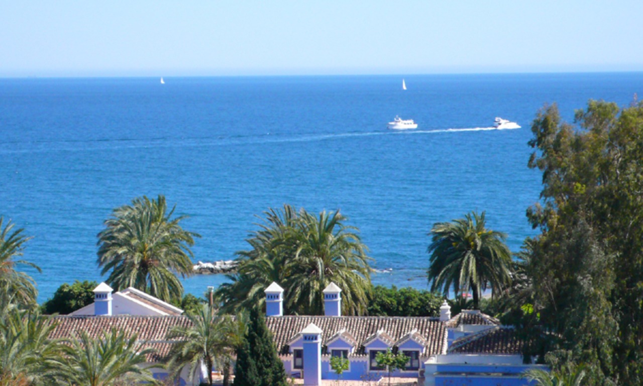 Appartement de luxe près de la plage à vendre, Puerto Banús - Marbella 0