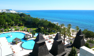 Opportunité! penthouse de luxe à vendre, première ligne de plage sur la Mille d' Or - Marbella centre 0
