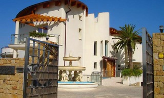 Villa de luxe de style contemporain à vendre, première ligne de golf, dans la zone de Marbella - Benahavis 11