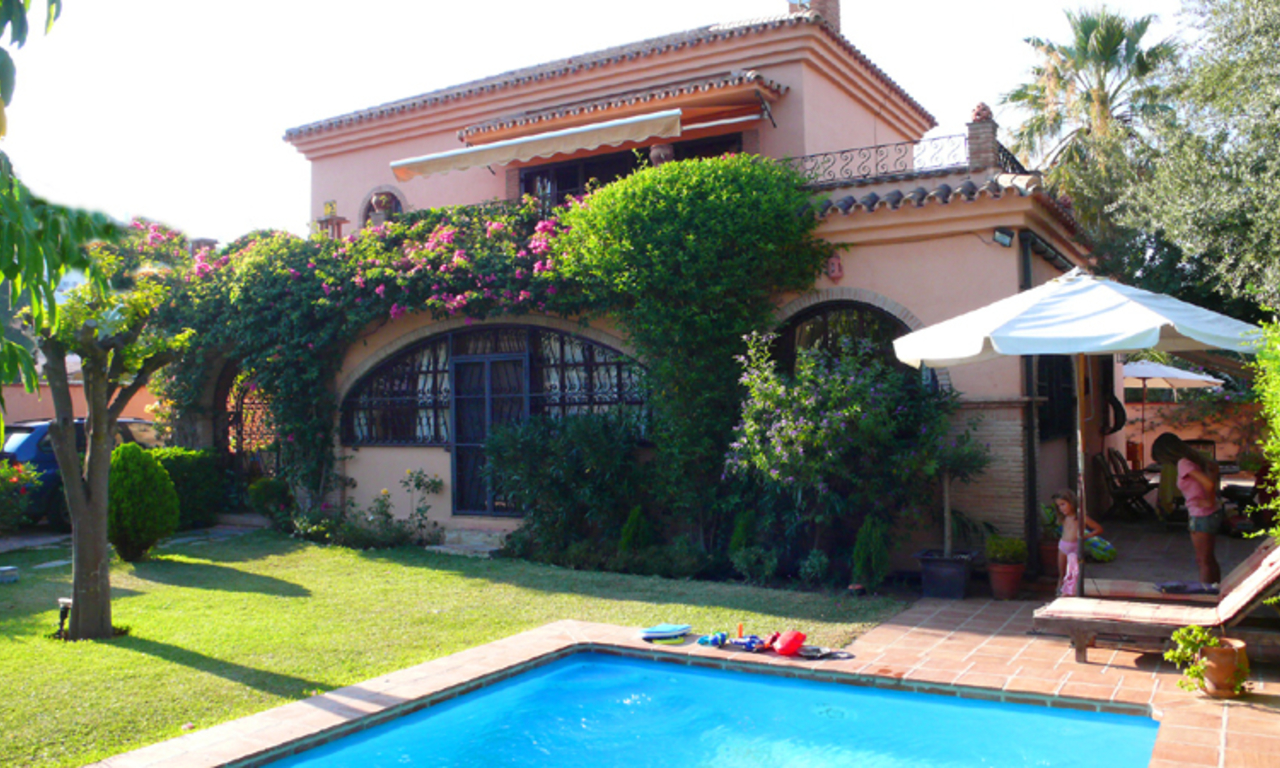 Villa détachée à vendre à Puerto Banús - Nueva Andalucía - Marbella 0