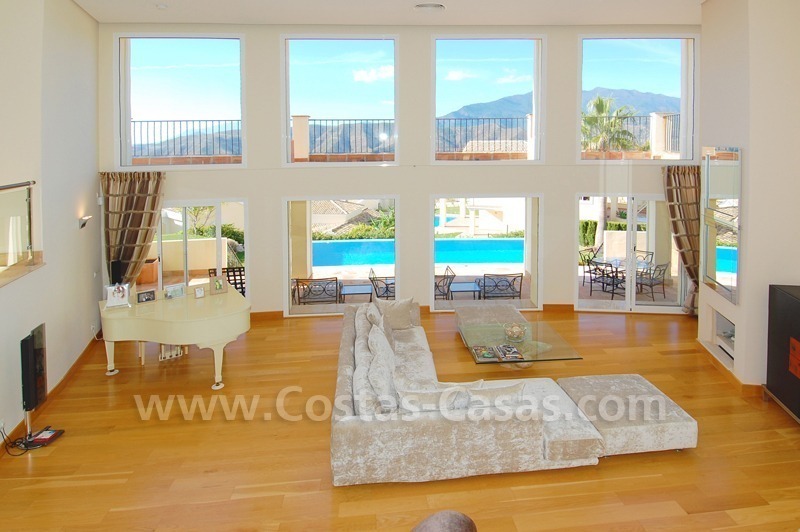 Villa de luxe de style contemporain à vendre dans la région de Marbella 