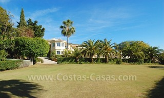 Villa exclusive à vendre avec des vues spéctaculaires, située dans un complexe fermé prestigieux dans la zone de Marbella - Benahavis 14