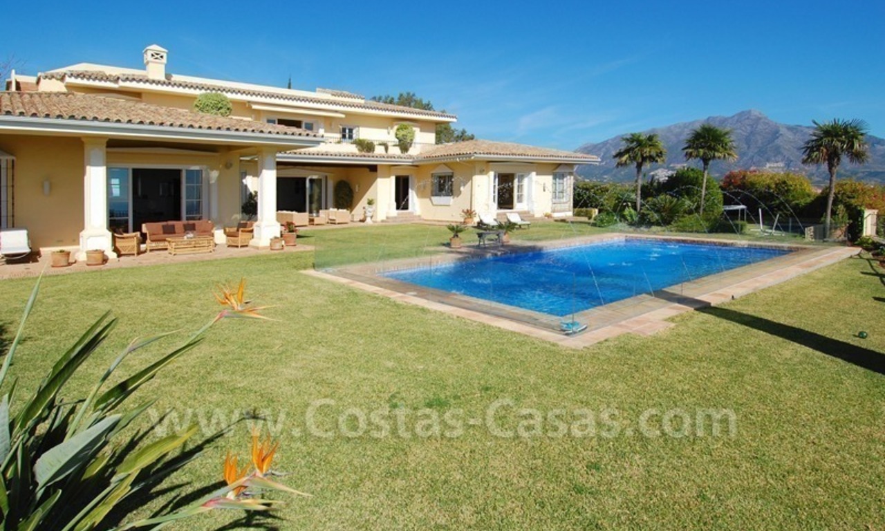 Villa exclusive à vendre avec des vues spéctaculaires, située dans un complexe fermé prestigieux dans la zone de Marbella - Benahavis 5